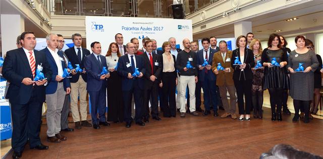 La ciutat de Lleida, premiada per la recollida selectiva de paper i cartró